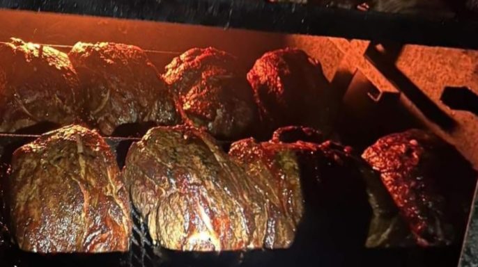 Pork shoulder slow smoking